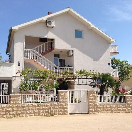 Apartmani Slavica Biograd Na Moru Dış mekan fotoğraf